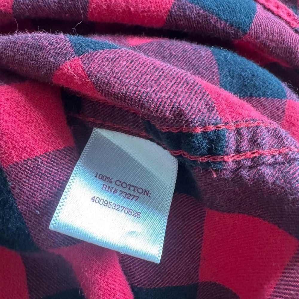 So red and black plaid flannel Size S - Picture 7 of 7